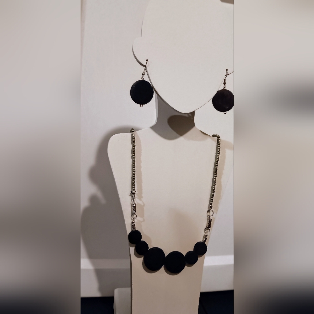 Beaded Necklace Set
